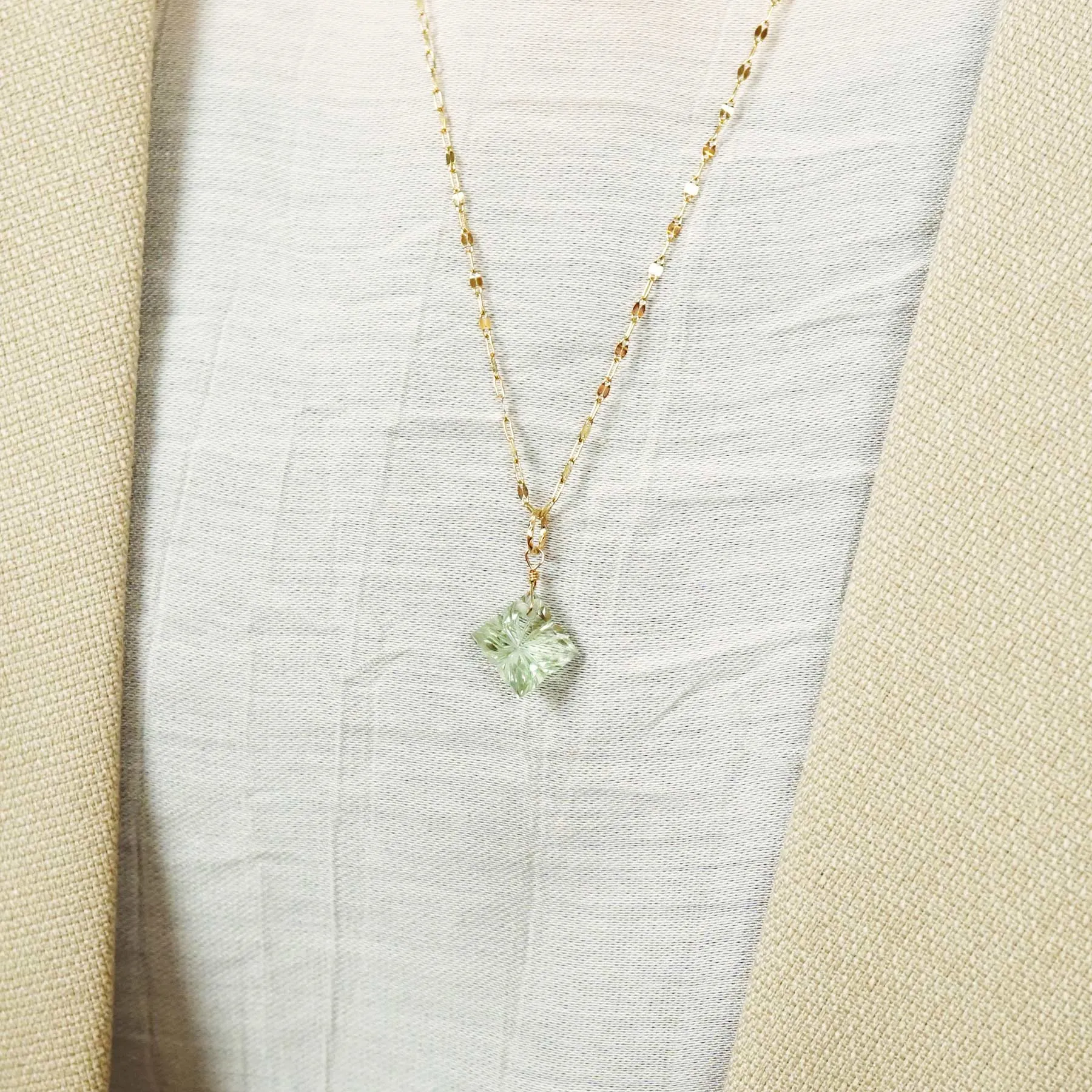10K Green Quartz Necklace Charm (Yellow Gold)
