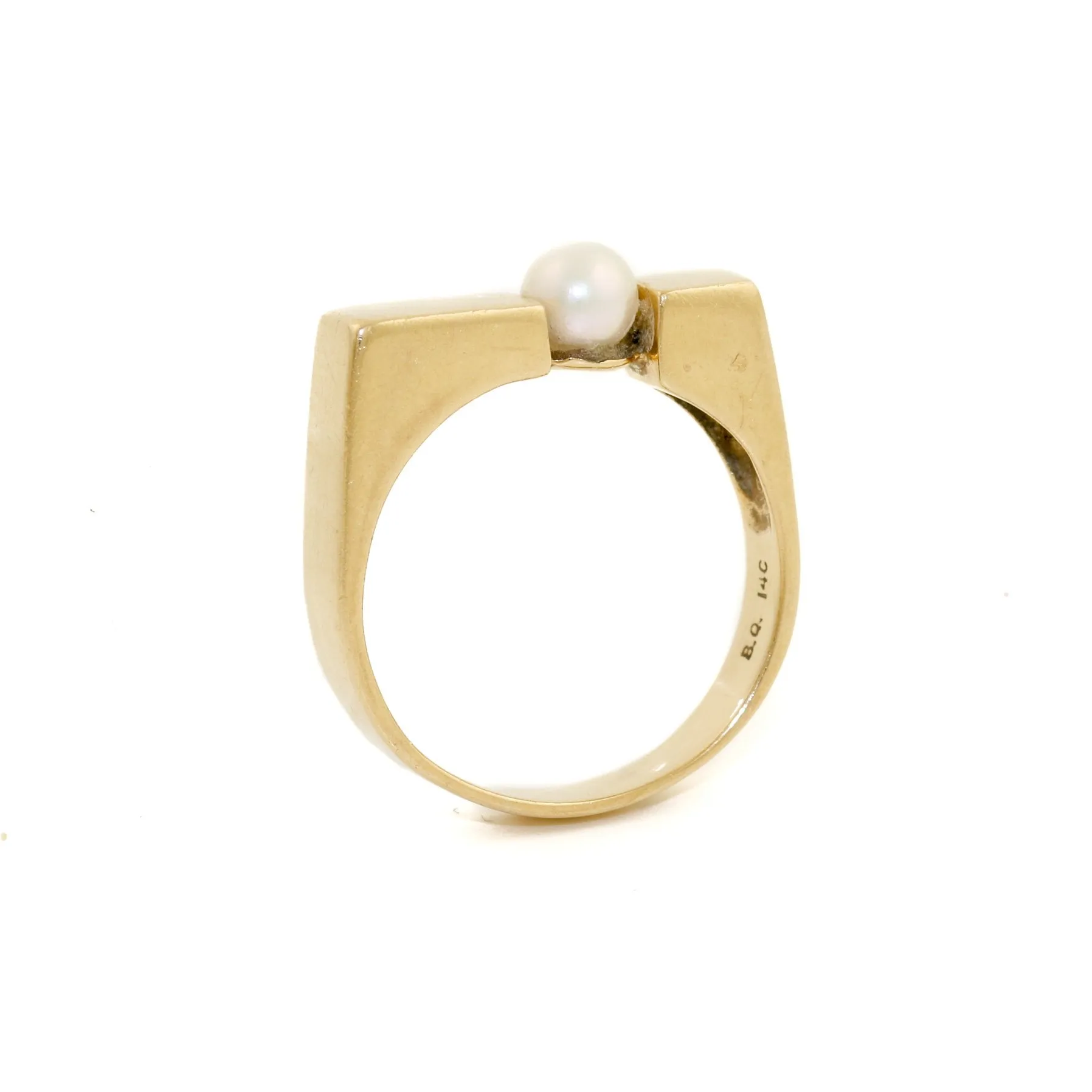 14k Gold x 5mm Pearl Modernist Cocktail Ring