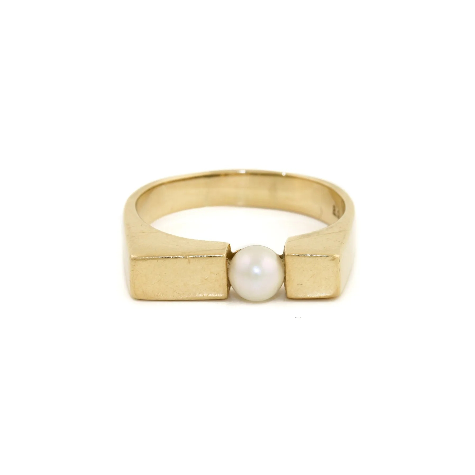 14k Gold x 5mm Pearl Modernist Cocktail Ring