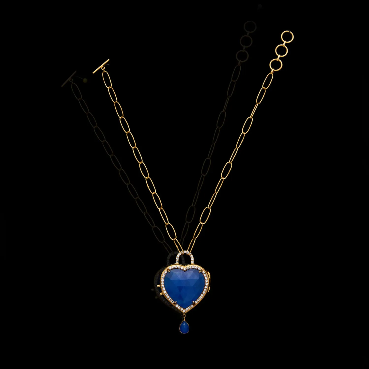 Amour Locket