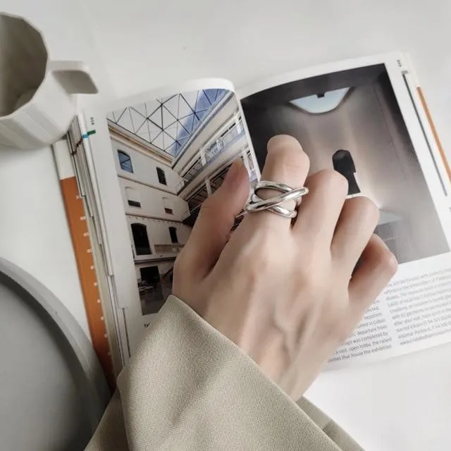 Cross Winding Ring