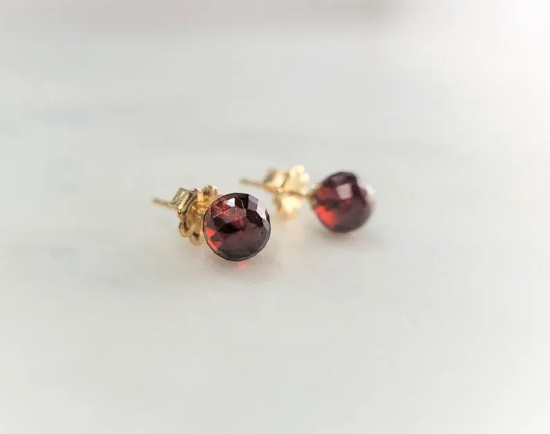 Dainty Garnet Studs