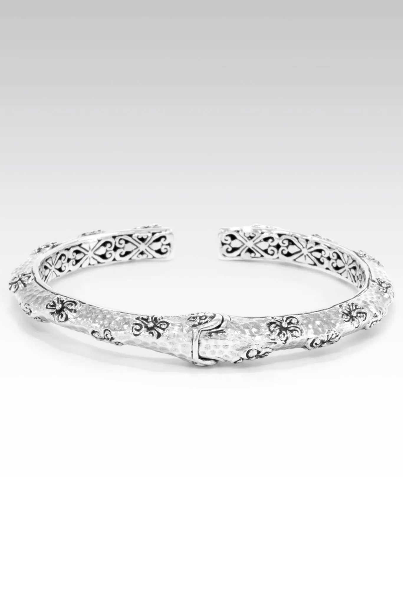 Flourish Gracefully Tip-to-Tip Bracelet™ in Frangipani