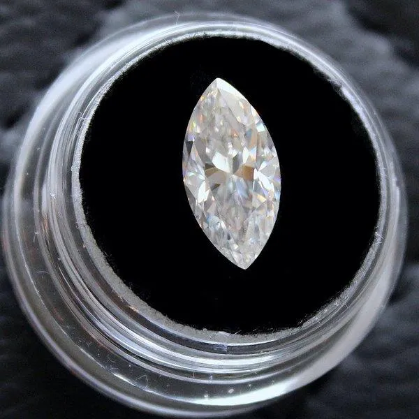 Harro Gem Marquise Moissanite