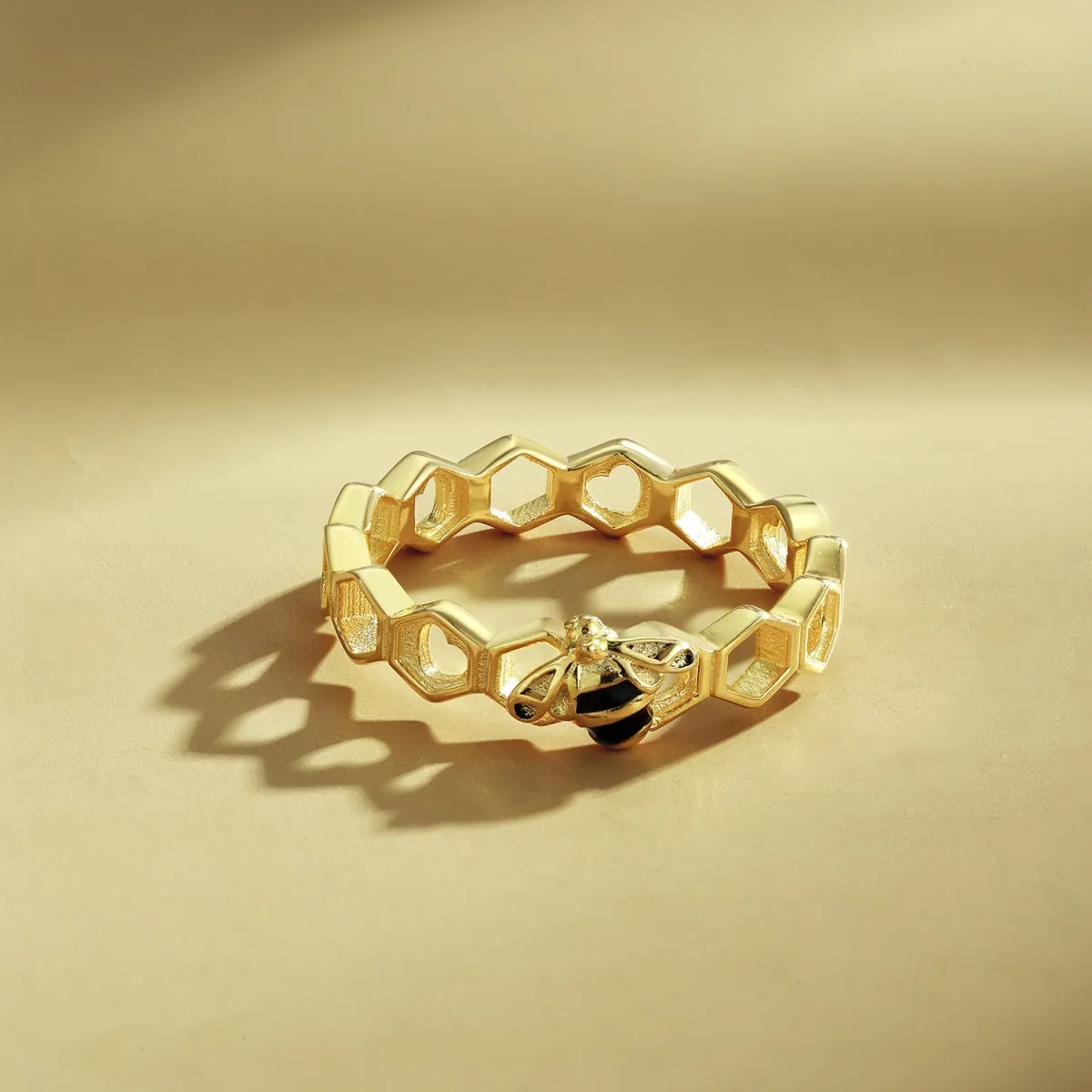 Hollow Honeycomb Bumblebee Ring