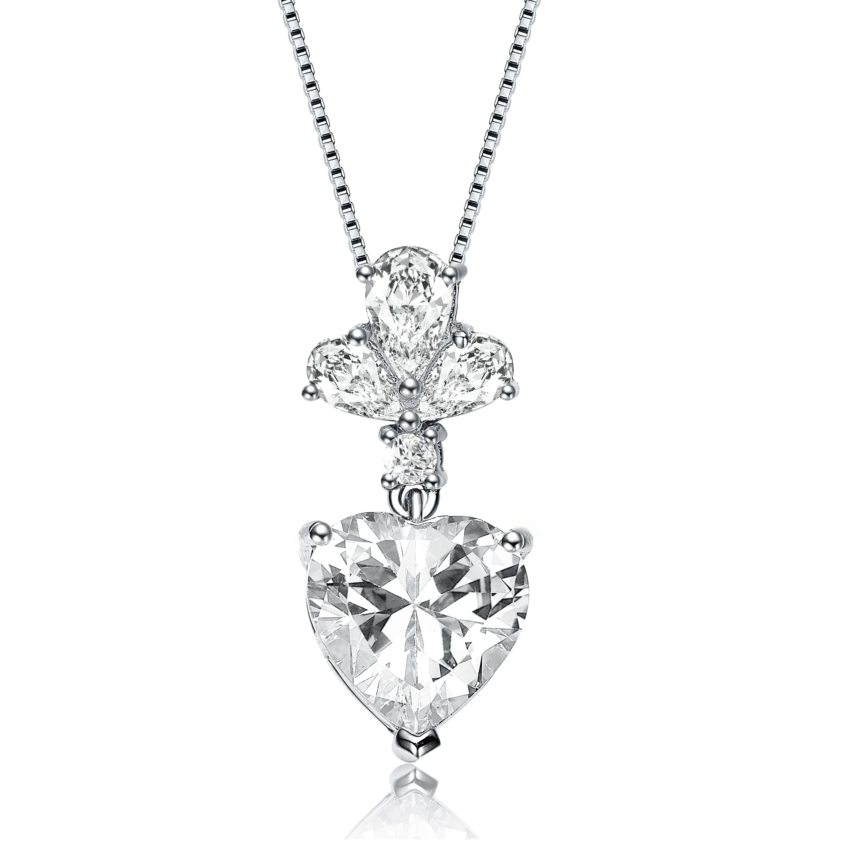 La Roche Dainty Blue Solitaire Heart Pendant Necklace