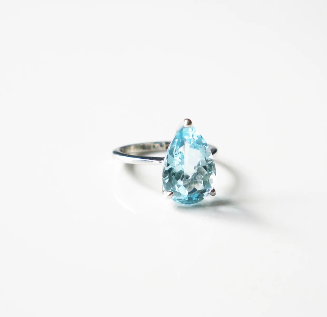Pear Amethyst Silver Ring, .925 Sterling Silver Natural Gemstone Pear Shape Birthstone  Luxe Cocktail Ring