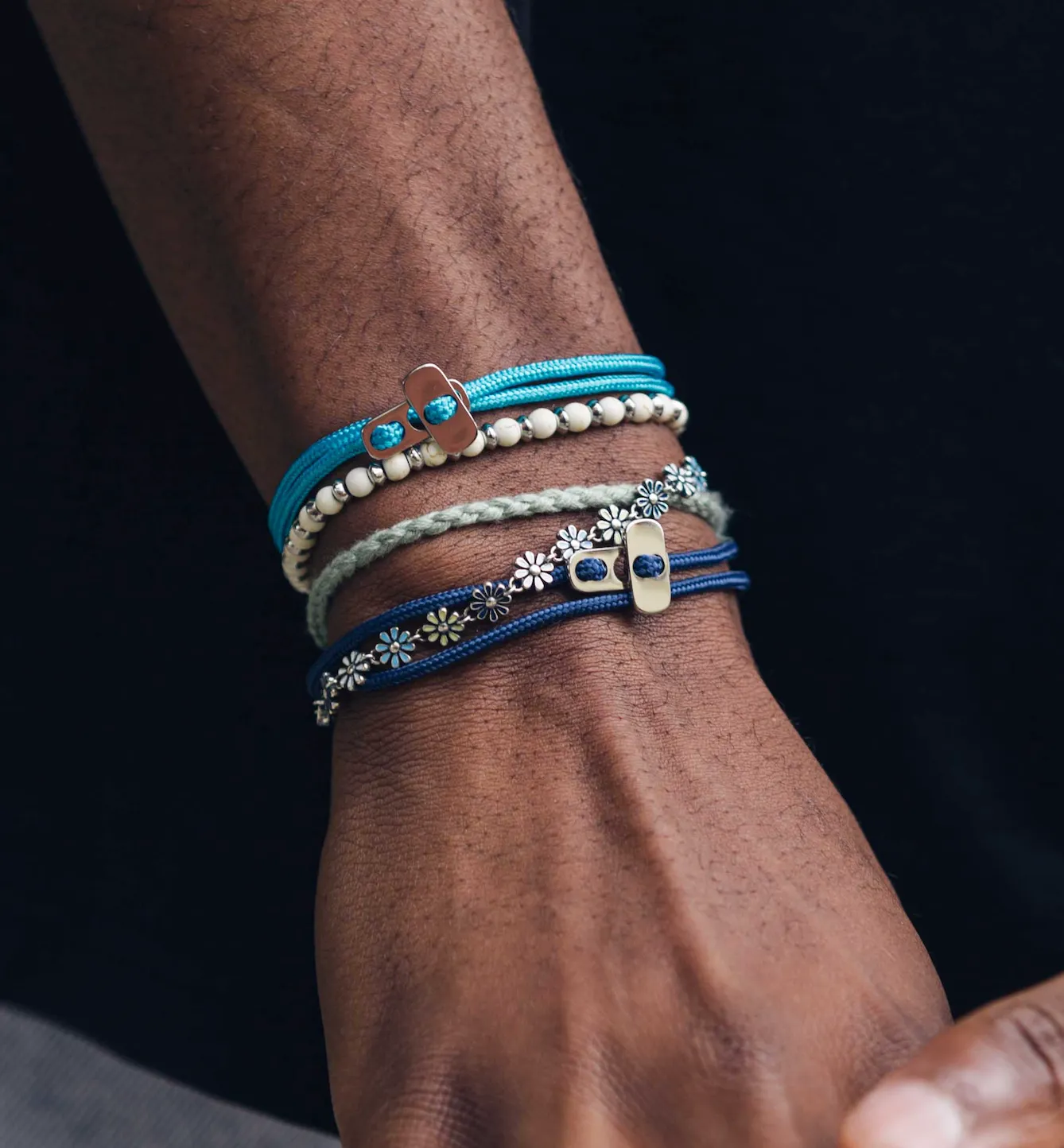 Sailing Cord Bracelet With Silver Clasp (Light Blue)