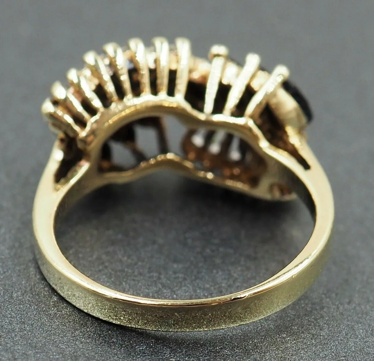 Sapphire & Cubic Zirconia 9ct Yellow Gold Ring