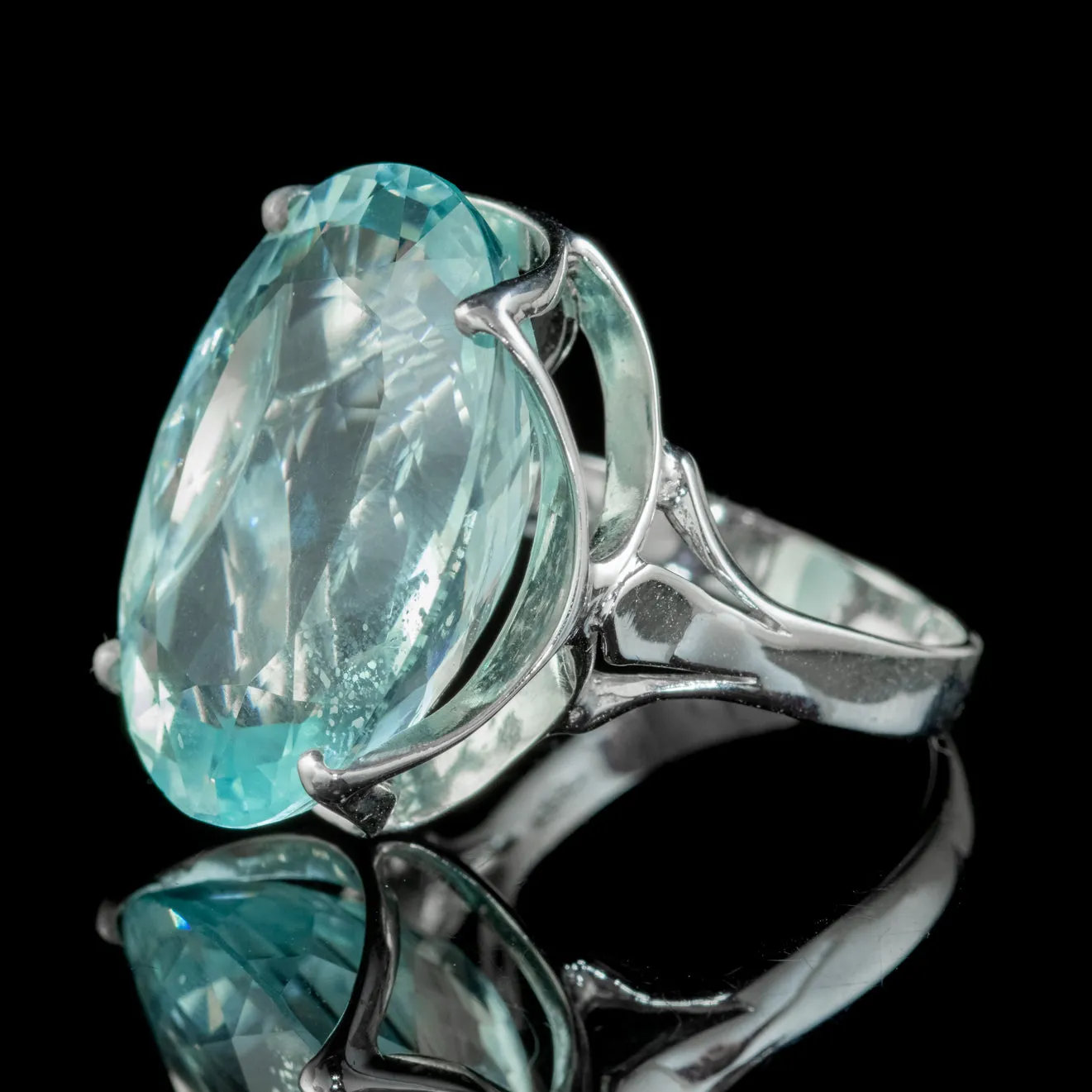 Vintage Aquamarine Cocktail Ring 18ct White Gold 30ct Aqua