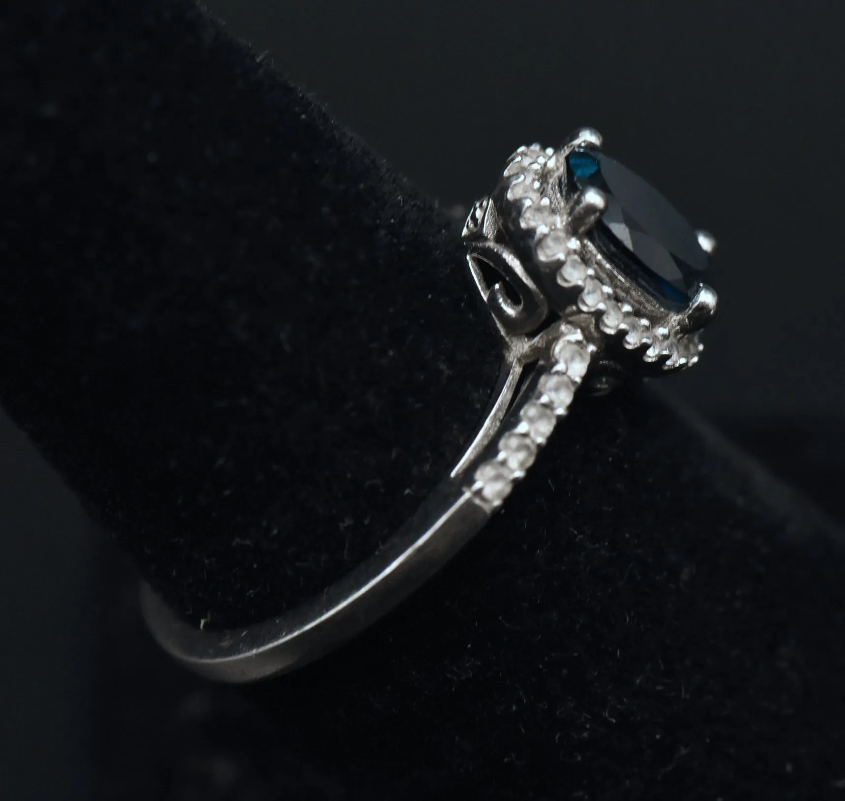 Vintage Blue Topaz Sterling Silver Halo Ring - Size 7