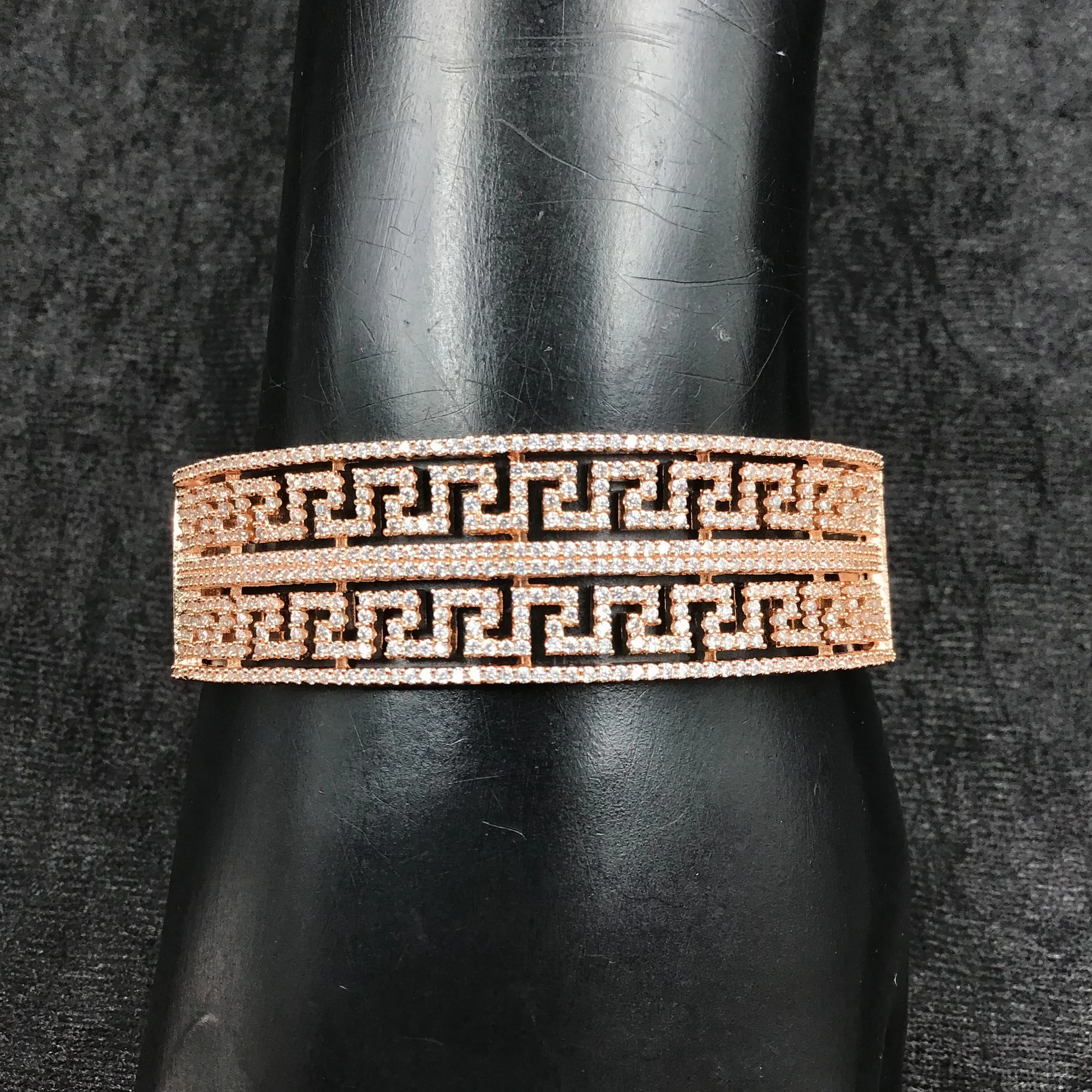 Zircon/AD Bracelet 6141-08